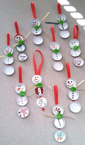 Happy Bottle Cap Snowmen 